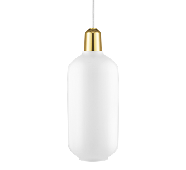 Amp lampe stor hvit messing fra Normann Copenhagen