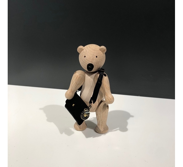 <p>Naiya håndveske i sort skinn Kjær Bak</p>
