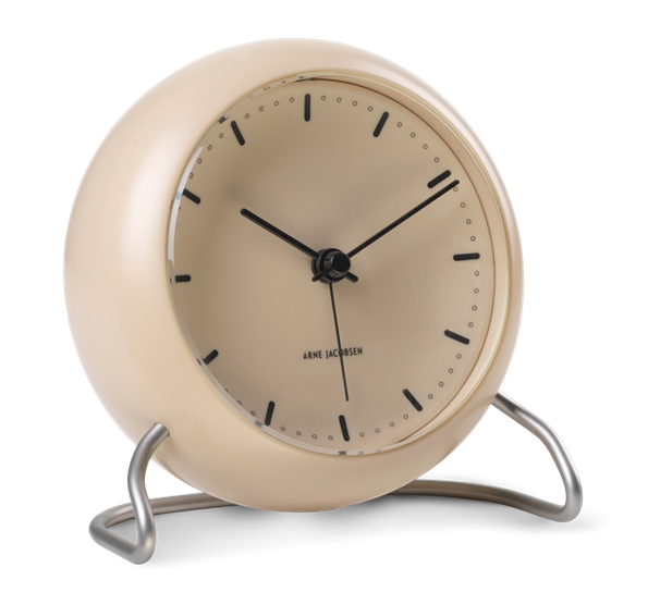 City Hall vekkerklokke sandy beige ø11cm fra Arne Jacobsen klokker