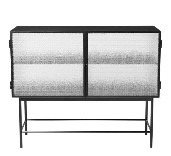 Haze vitrineskap lavt sort fra Ferm Living