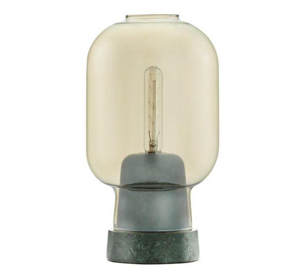 Amp bordlampe gull grønn fra Normann Copenhagen