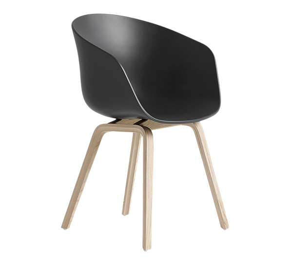 AAC22 stol lakkert eik soft sort fra HAY