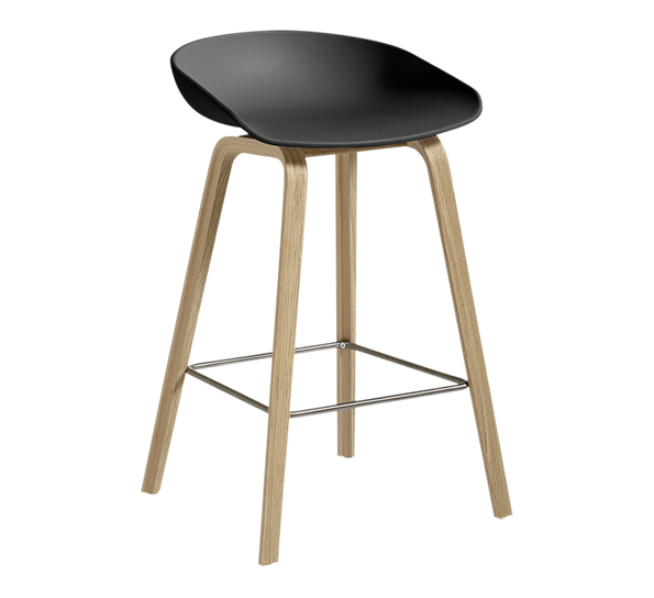AAS32 barstol lav lakkert eik soft sort H64 fra HAY
