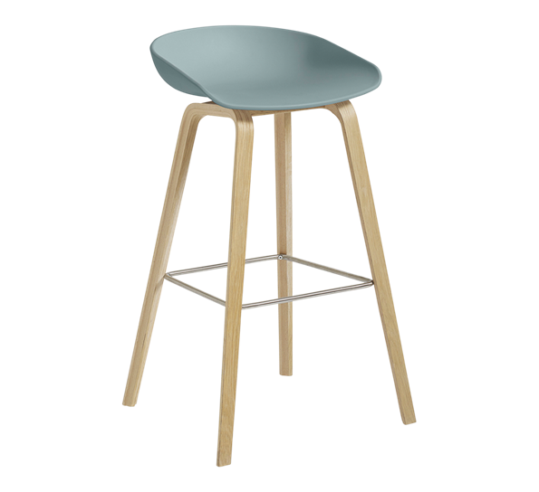 AAS32 barstol høy lakkert eik dusty blue H74 fra HAY