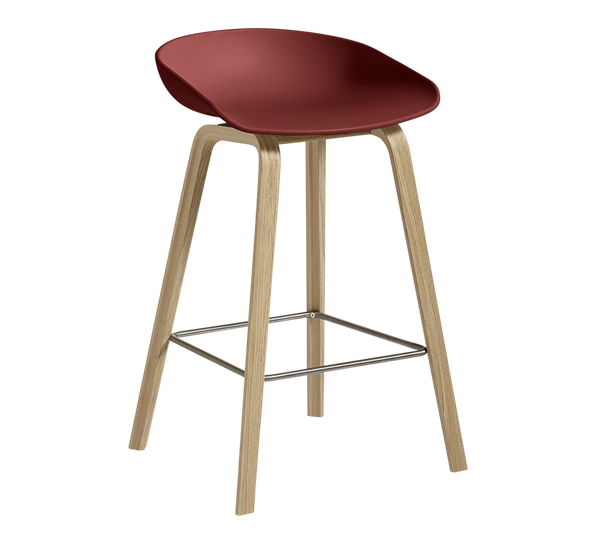 AAS32 barstol lav lakkert eik brick H64 fra HAY