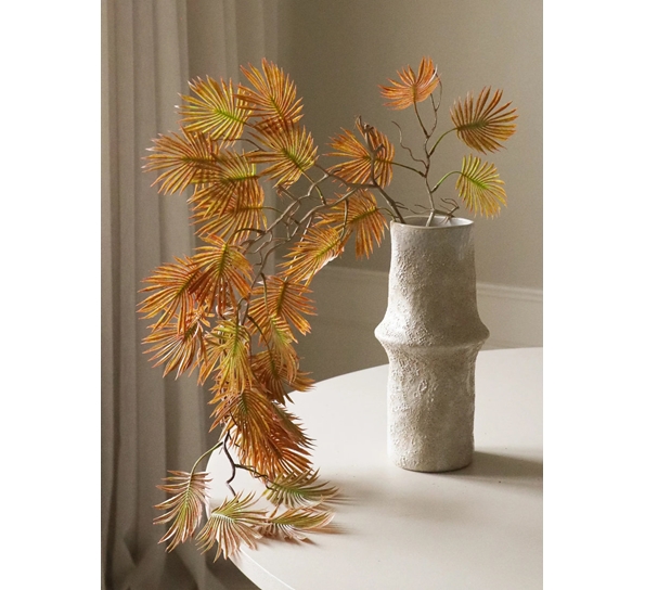 Kunstige blader Hanging oransje fra Botanè Studios