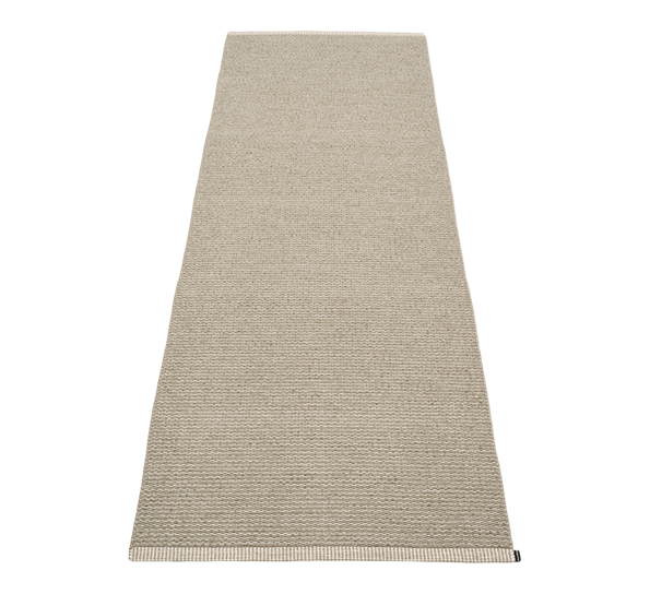 Mono matte mørk lin 70x200 cm fra Pappelina