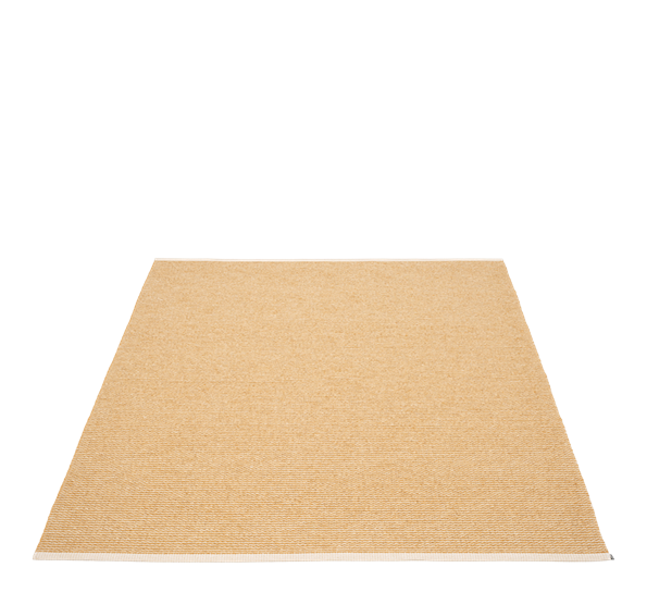 Mono matte oker krem 230x320 cm fra Pappelina