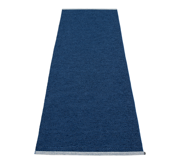 Mono matte mørk blå 70x200 cm fra Pappelina
