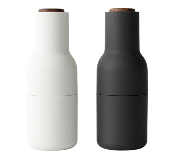 Bottle kverner 2 stk ash carbon med valnøttlokk fra Audo Copenhagen