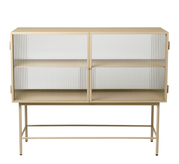 Haze vitrineskap lavt cashmere fra Ferm Living