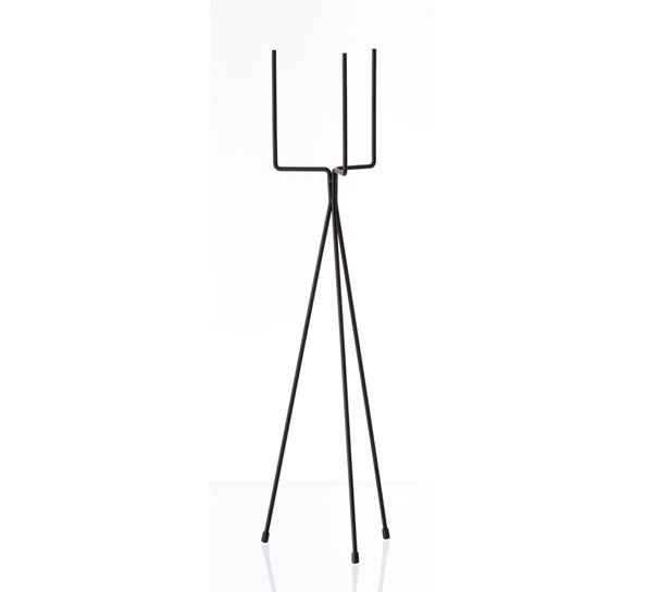 Plant pidestall stor sort fra Ferm Living
