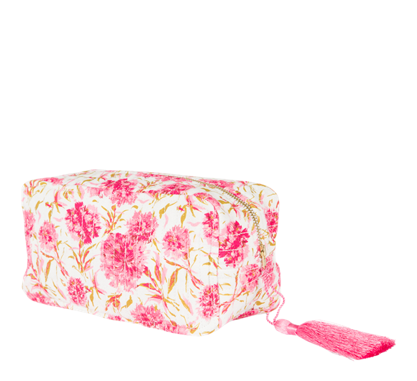 <p>Toalettmappe 20x10x12 cm Pink Meadow ByTiMo</p>
