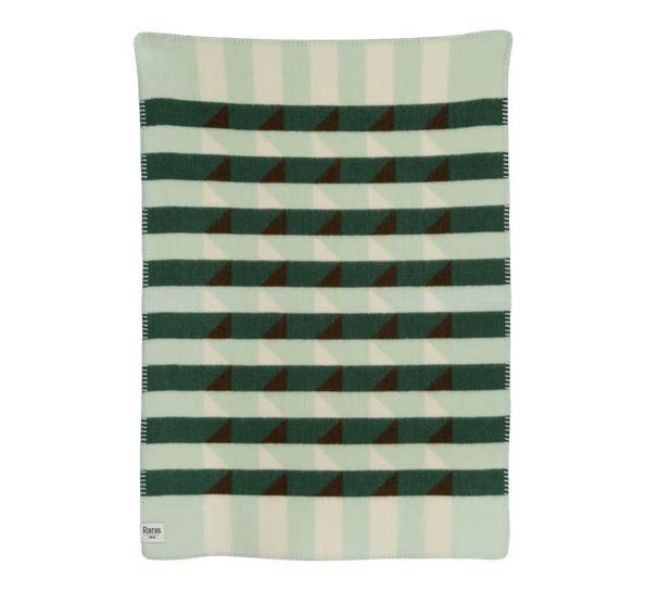 Kvam halvpledd grønn 135x100 cm fra Røros Tweed