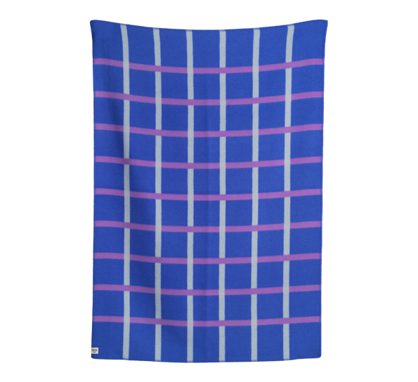 Knut lammeullspledd koboltblå 135x200 cm fra Røros Tweed