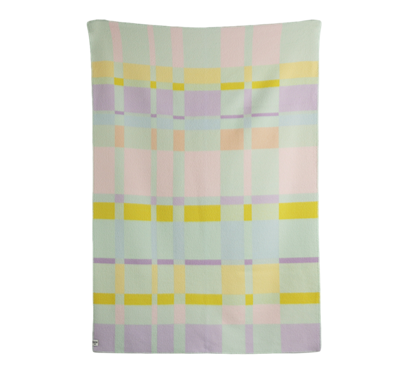<p>City pledd pastell 135x200 cm fra Røros Tweed</p>
