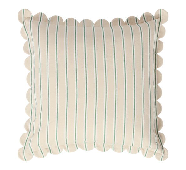 Scallop Wing putetrekk striper 50x50 cm beige hvit blå Lexington