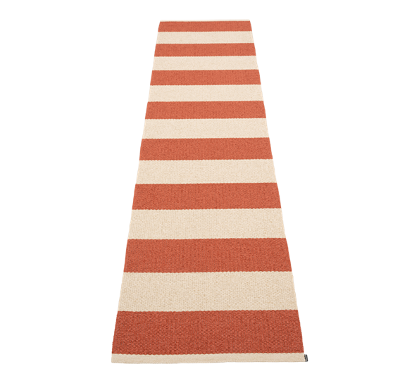 Bob matte brick vanilje 70x300 cm fra Pappelina
