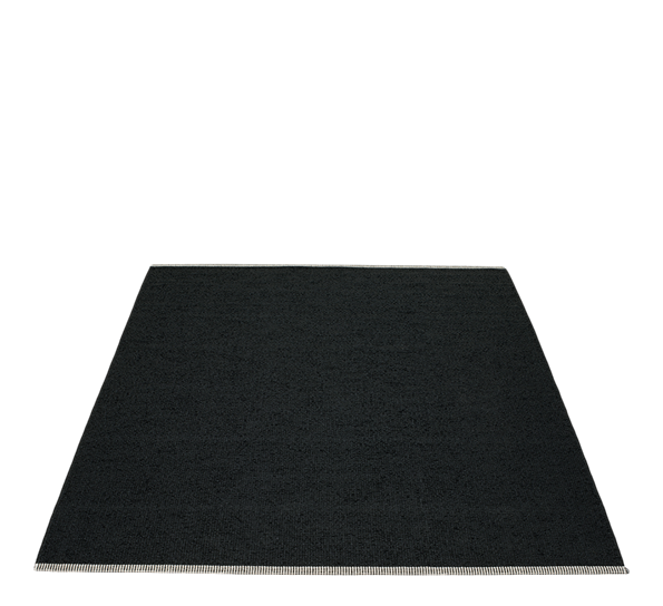 Mono matte sort 180x220 cm fra Pappelina