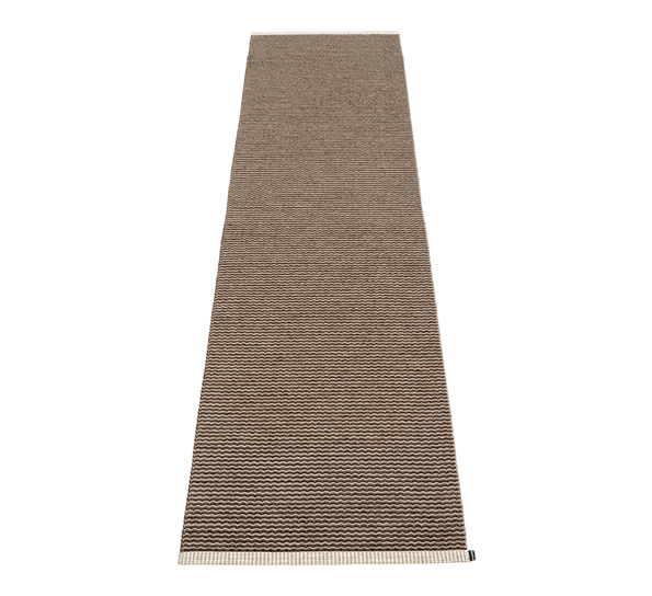 Mono matte mørk brun 60x150 cm fra Pappelina