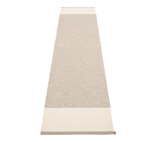 Edit matte mud vanilje lin metallic 70x300 cm fra Pappelina