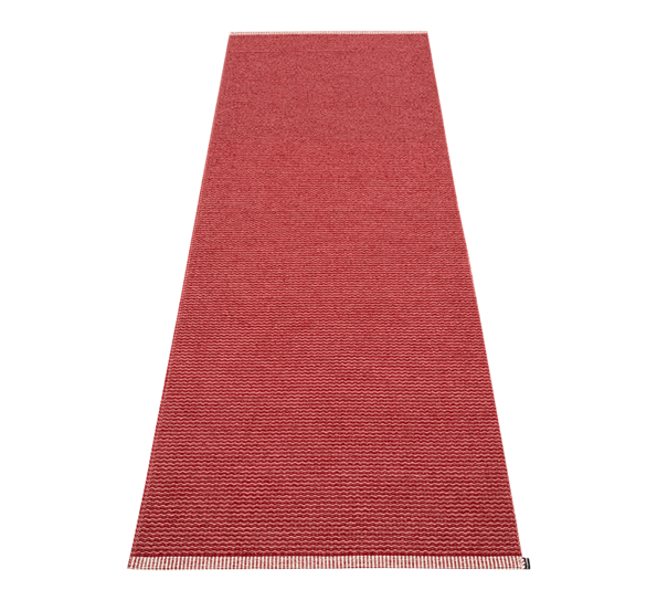 Mono matte blush mørk rød 70x200 cm fra Pappelina