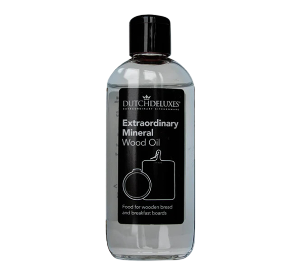 <p>Mineralolje til trefjøler 100ml fra Dutchdeluxes</p>
