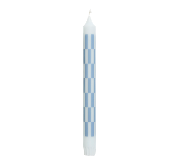 Pattern Candle lys 24cm ruter lyseblå støvblå fra HAY