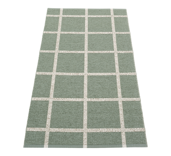 Ada matte army 70x150cm fra Pappelina