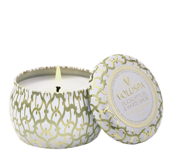 Duftlys 25t Eucalyptus & White Sage fra Voluspa