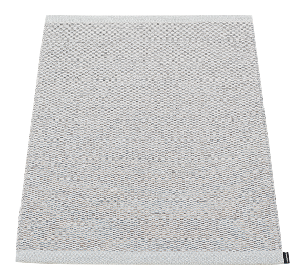 Svea matte grå metallic 70x90 cm Pappelina