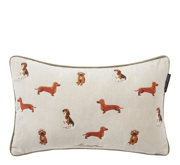 <p>Dogs pute velvet 50x30 cm lys beige Lexington</p>