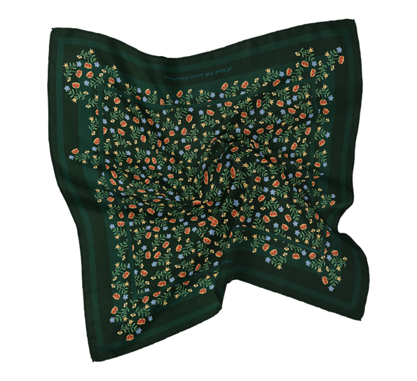 <p>Silkeskjerf 66x66 cm grønn nordland 100% silk twill Norwegian Roots</p>
