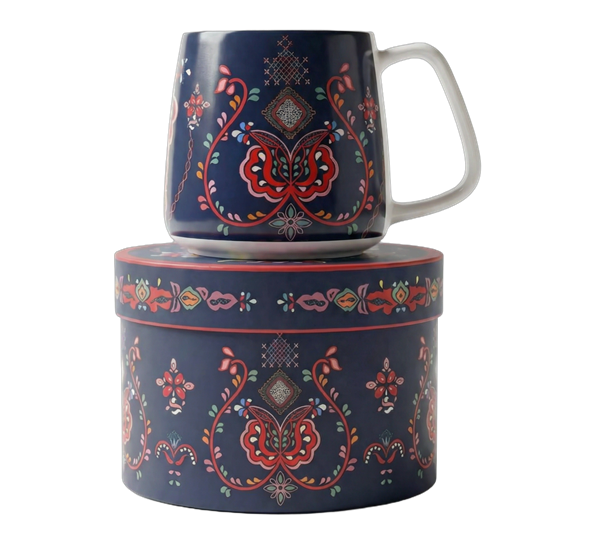 <p>Bunad krus 4dl sunnmøre Norwegian Roots</p>
