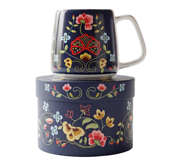 <p>Bunad krus 4dl gudbrandsdalen Norwegian Roots</p>
