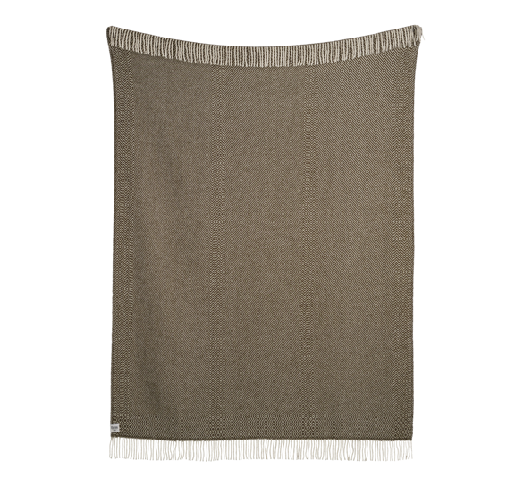 Kattefot frynsepledd ull mosegrønn 140x220 cm fra Røros Tweed