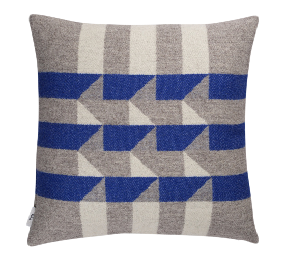 Kvam pute blå 50x50 cm fra Røros Tweed