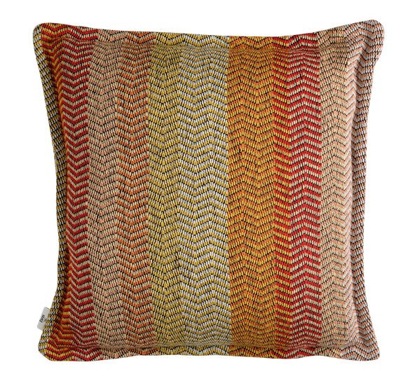 Fri pute Summer Red 60x60 cm fra Røros Tweed