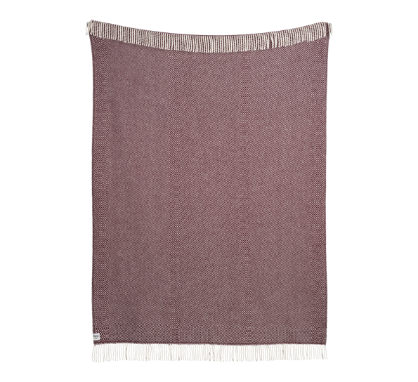 <p>Kattefot frynsepledd ull burgunder 150x220 cm fra Røros Tweed</p>
