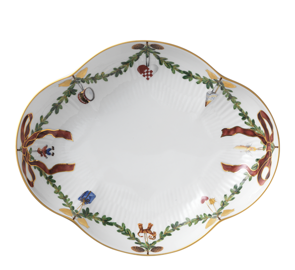 Stjerneriflet Jul fat 17,5 cm fra Royal Copenhagen