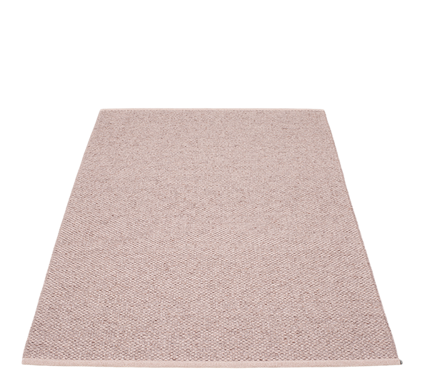 Svea matte lilla metallic 180x260 cm Pappelina