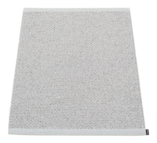 Svea matte grå metallic 70x90 cm Pappelina