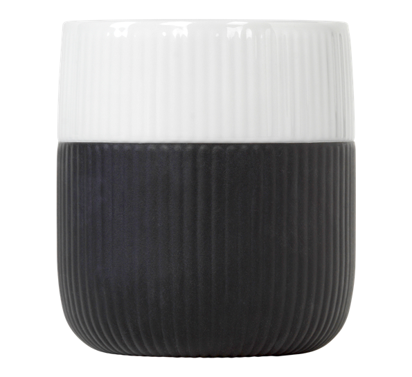 <p>Contrast krus 35cl sort fra Royal Copenhagen</p>
