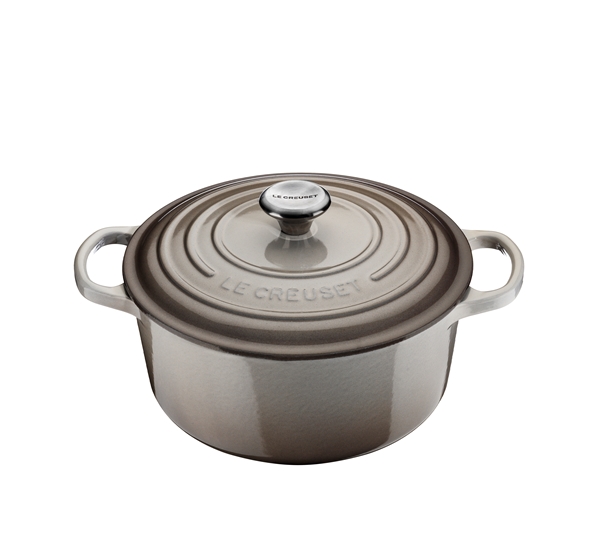 Jerngryte rund 3,3l 22cm nutmeg. fra Le Creuset