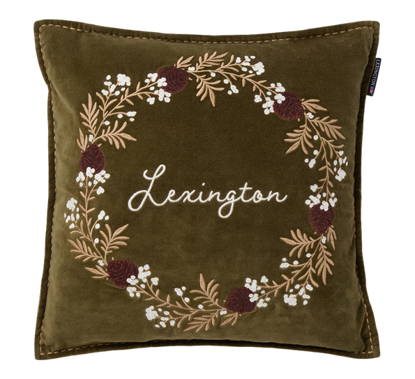 <p>Wreath putetrekk krans fløyel oliven brun 50x50 cm Lexington</p>