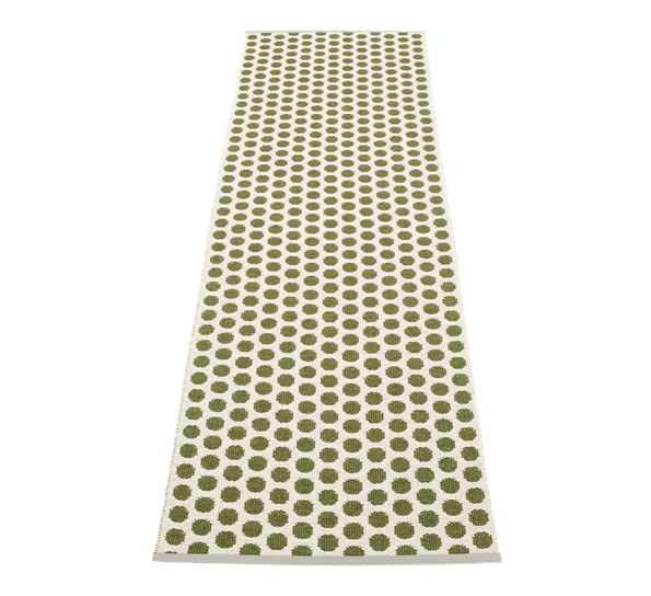 Noa matte mørk oliven 70x250 cm fra Pappelina