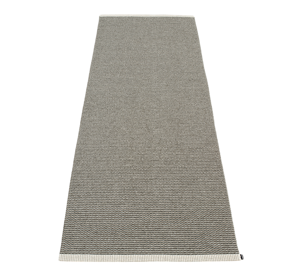 Mono matte charcoal 70x200 cm fra Pappelina