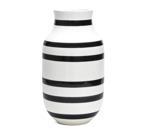 Omaggio vase gulv sort 37,5 cm fra Kähler