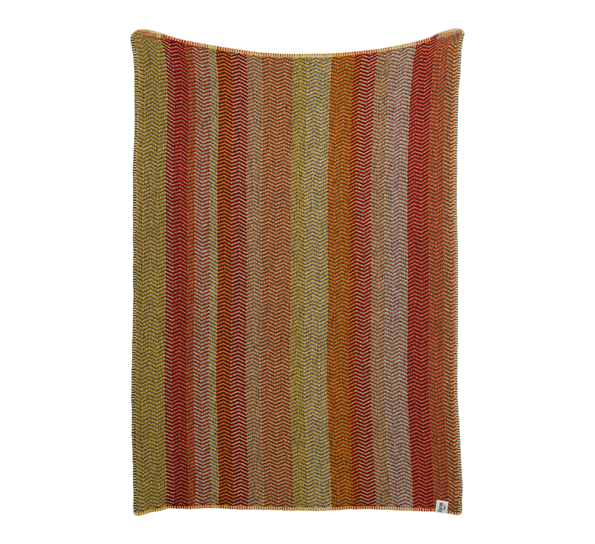 Fri halvpledd Summer red 150x100 cm fra Røros Tweed