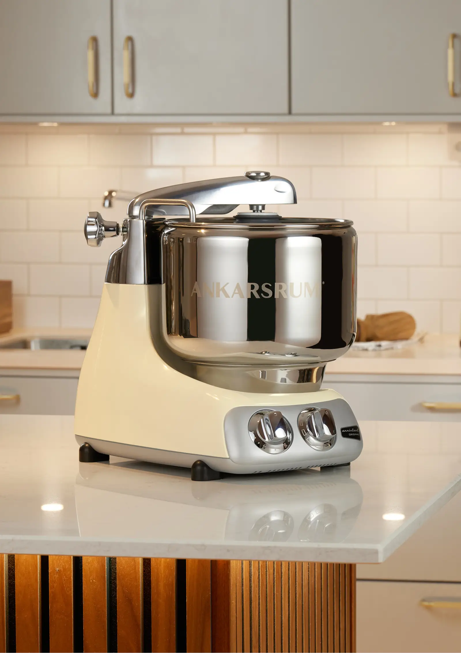 Kjøkkenutstyr-tilbud-designforevig-nettbutikk-hexclad-assistent-le-creuset-beast-blender8.jpg
